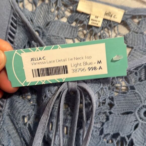 Jella C   - Picture 4 of 5